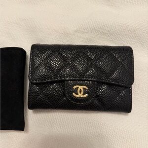 Classic Black Quilted Leather Card Wallet